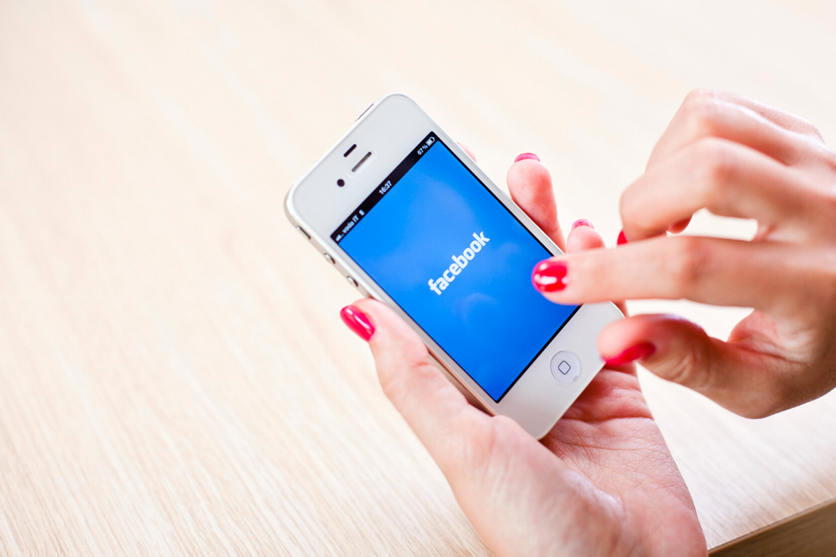 profilo o pagina facebook